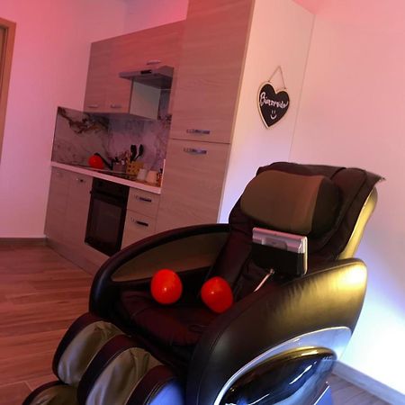 So'Spa Appart' Jacuzzi & Bien-Etre Lingolsheim Exteriör bild