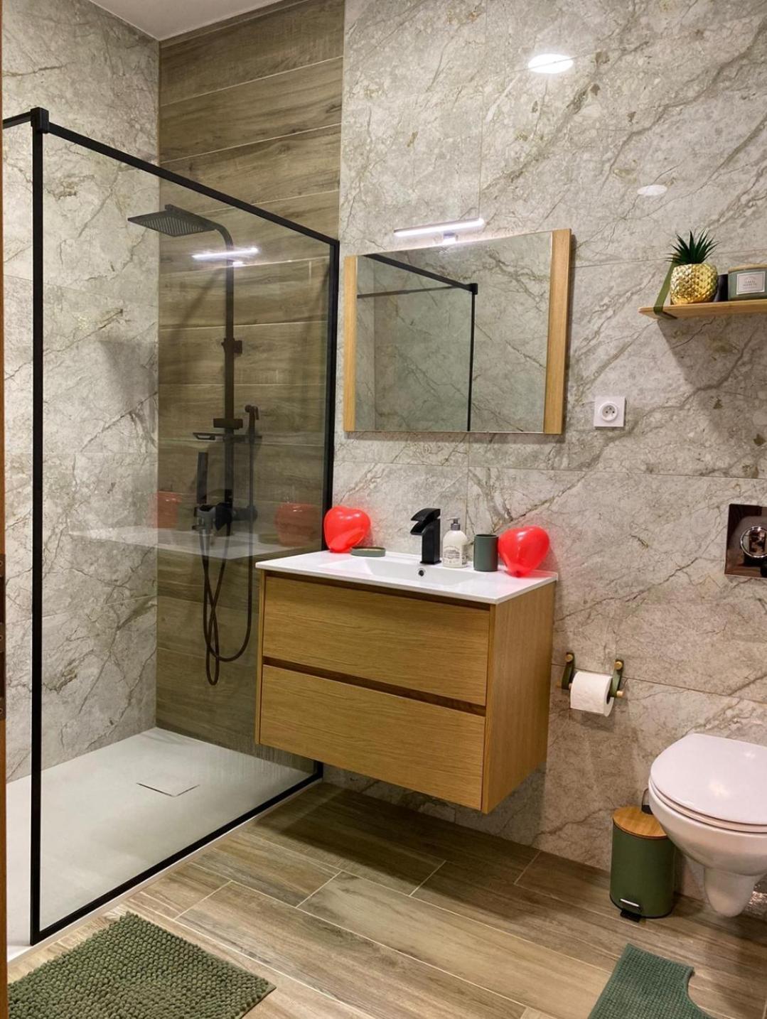 So'Spa Appart' Jacuzzi & Bien-Etre Lingolsheim Exteriör bild