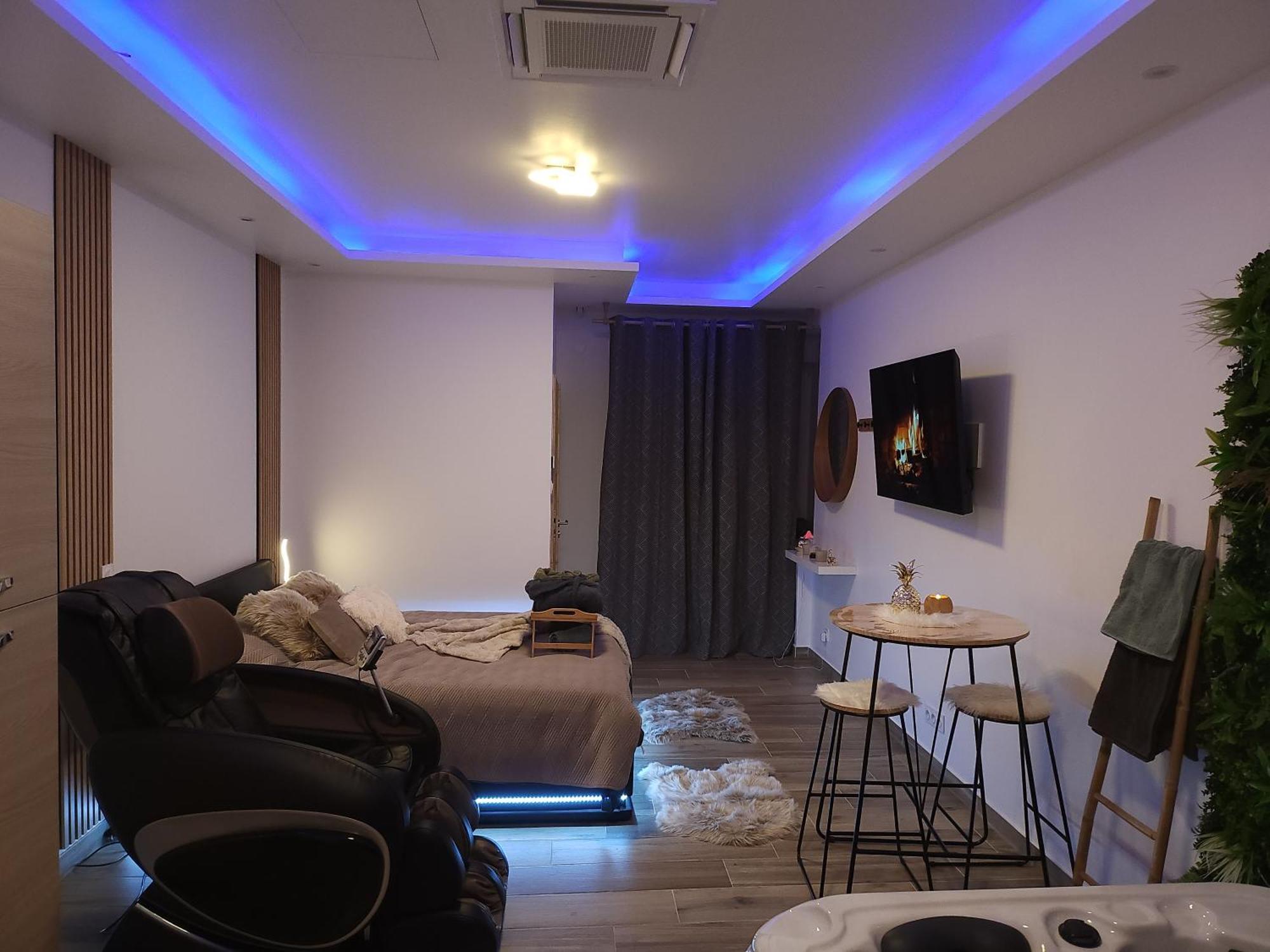So'Spa Appart' Jacuzzi & Bien-Etre Lingolsheim Exteriör bild